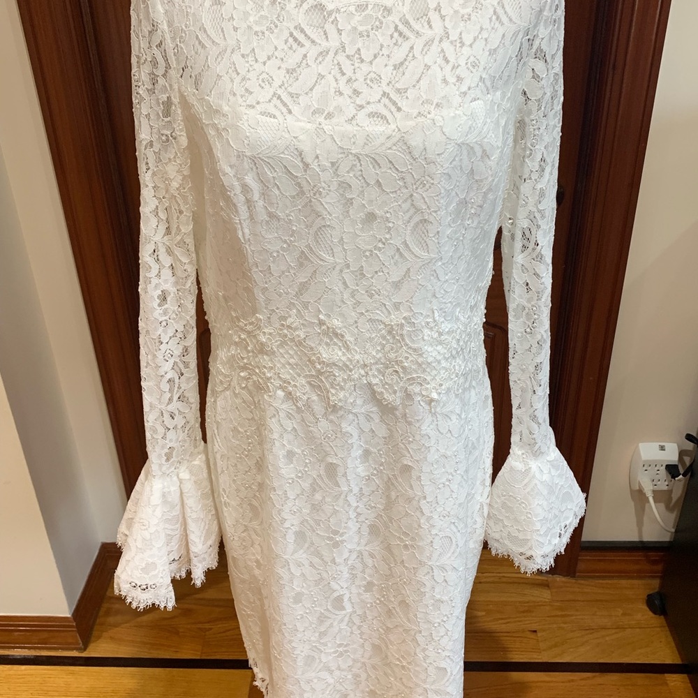 Nue by Shani White Lace Pearl Detailing Short Wedding Dress Size 14